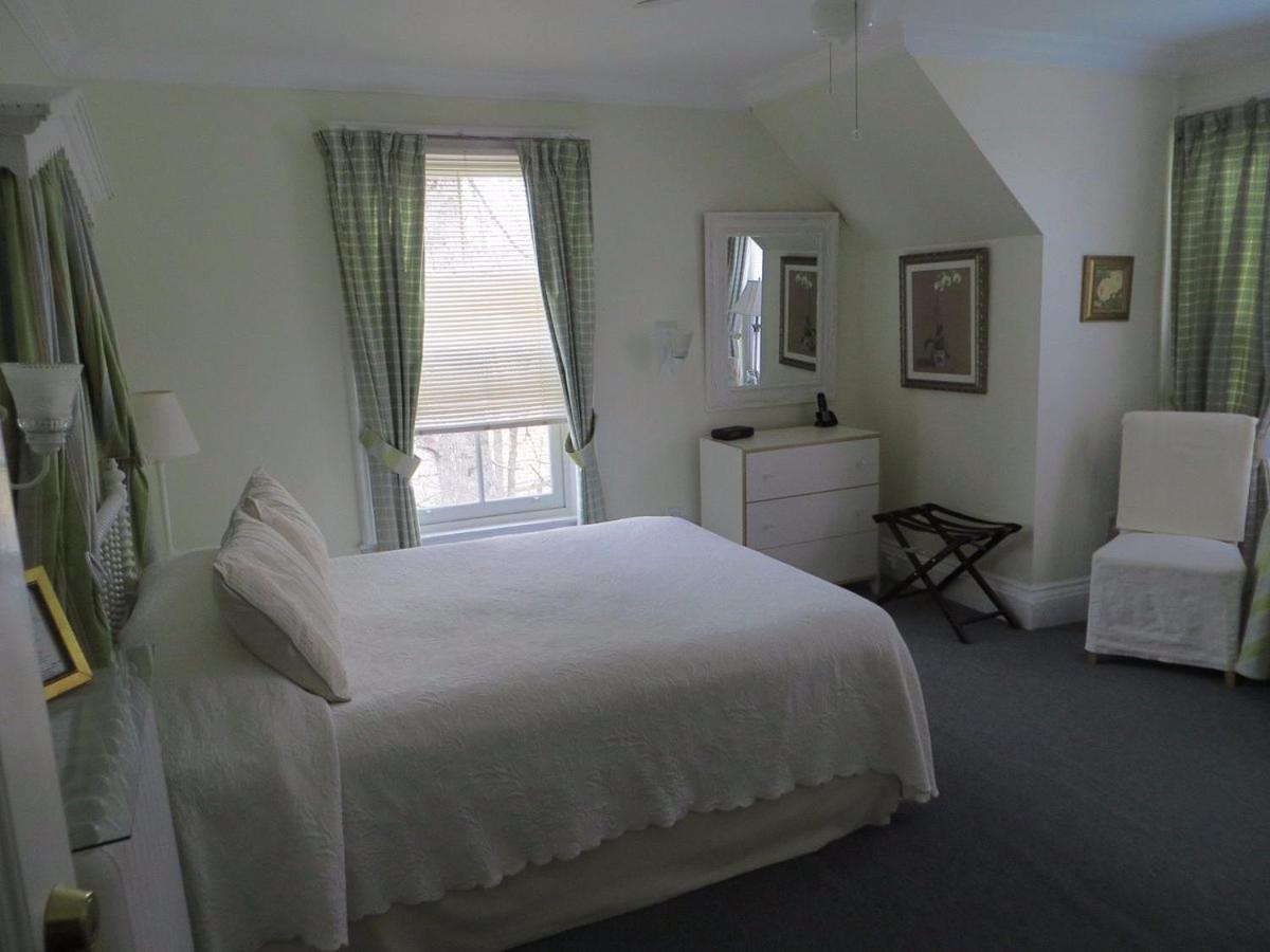 Dunlop Inn Baddeck Inlet Extérieur photo