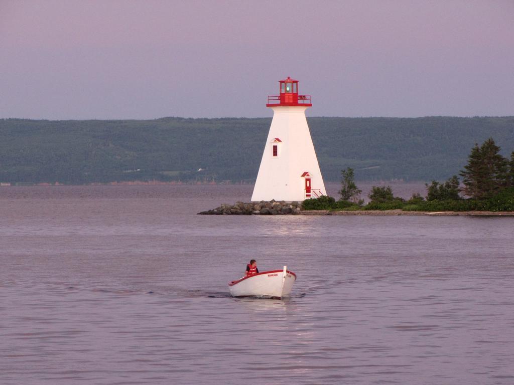 Dunlop Inn Baddeck Inlet Extérieur photo