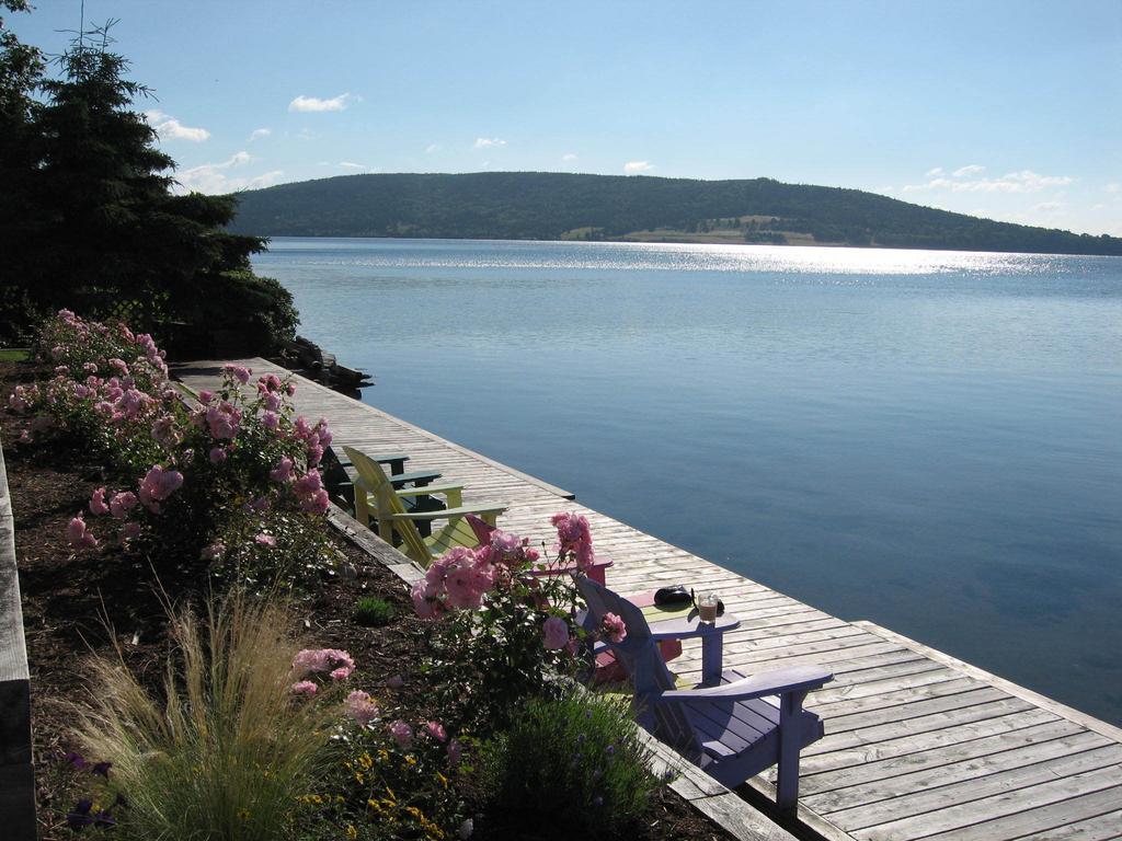 Dunlop Inn Baddeck Inlet Extérieur photo