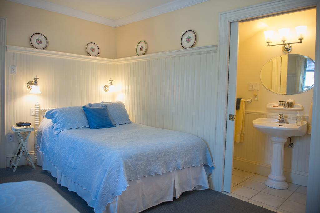 Dunlop Inn Baddeck Inlet Extérieur photo